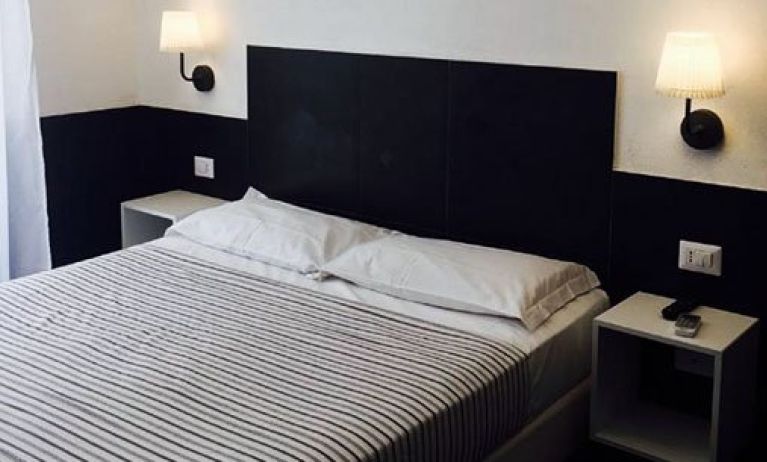 Hotel Ideal, Naples