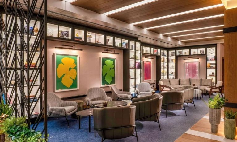 Coworking space at DoubleTree By Hilton Berlin Ku'damm.