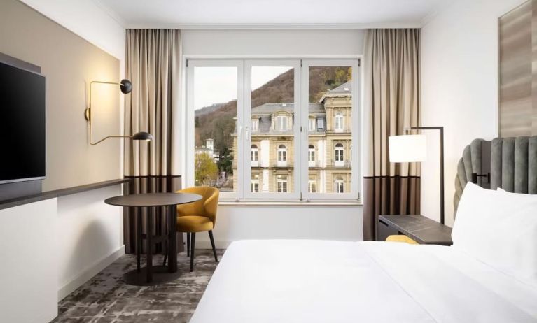 Day use room with TV at Hilton Heidelberg.