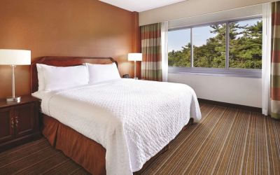 Day use room at Embassy Suites By Hilton Parsippany.