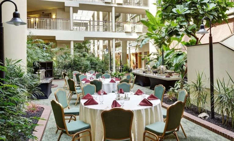 Outdoor seating and terrace at Embassy Suites By Hilton Parsippany.