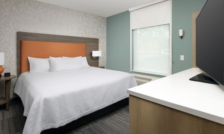 Day use room at Home2 Suites By Hilton Miami Doral West Airport.