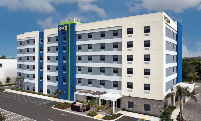 Parking at Home2 Suites By Hilton Miami Doral West Airport.