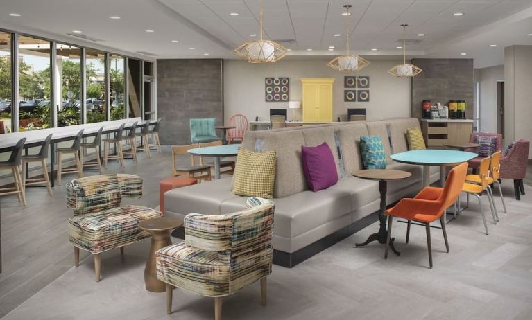 Coworking space at Home2 Suites By Hilton Miami Doral West Airport.