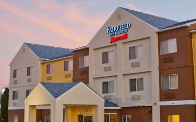 Hotel exterior at Fairfield Inn & Suites Joliet North/Plainfield.