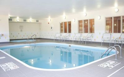Indoor pool at Fairfield Inn & Suites Joliet North/Plainfield.