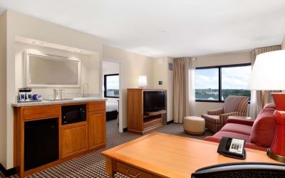 Day use room at Hilton Chicago/Oak Brook Suites.