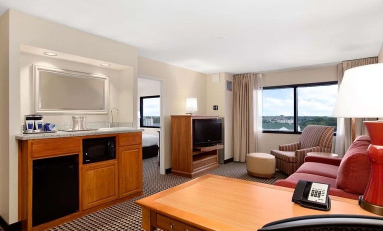 Day use room at Hilton Chicago/Oak Brook Suites.