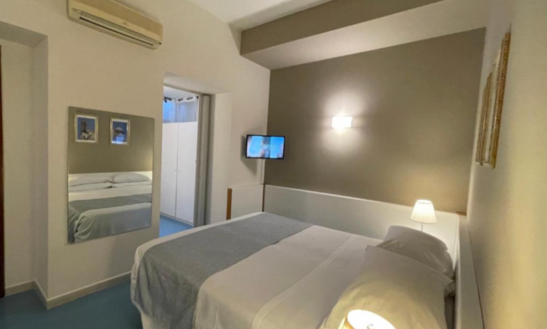Hotel Posta, Palermo