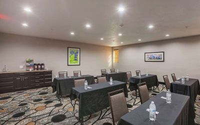 Meeting room at Comfort Suites Lewisville.