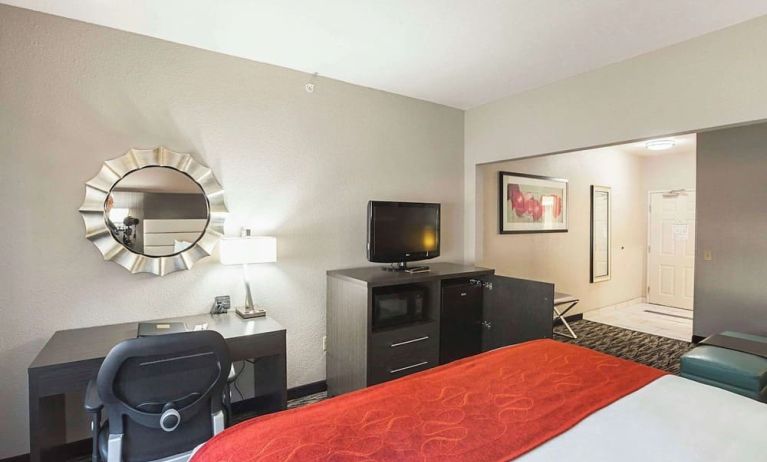 Day use room at Comfort Suites Lewisville.