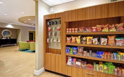 Snack bar at SpringHill Suites Baltimore BWI Airport.