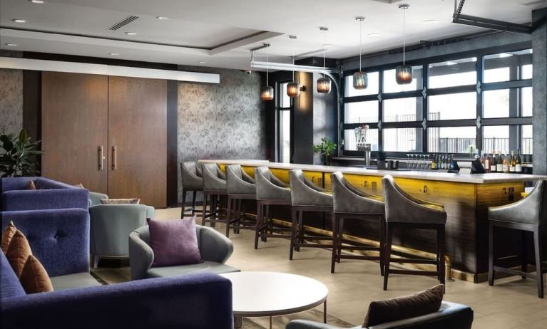 Lobby and lounge at SpringHill Suites By Marriott Milpitas.