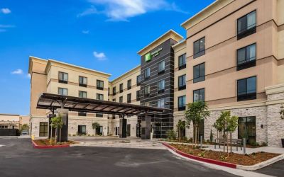 Hotel exterior at Holiday Inn Hotel & Suites Silicon Valley - Milpitas.