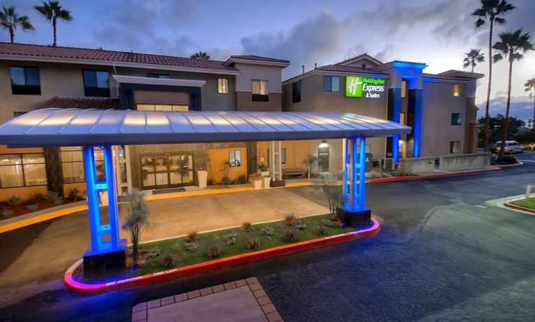 Hotel exterior at Holiday Inn Express Hotel & Suites Carlsbad Beach.