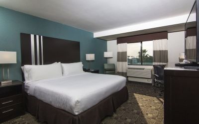 Day use room at Holiday Inn Express Hotel & Suites Carlsbad Beach.