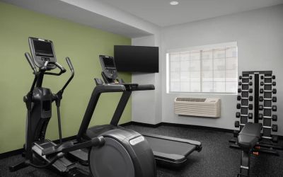 Fitness center at Spark By Hilton Tucson Airport.