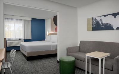 Day use room at Spark By Hilton Tucson Airport.