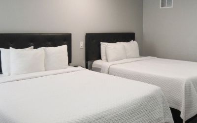Day use room at Capri Suites Anaheim.