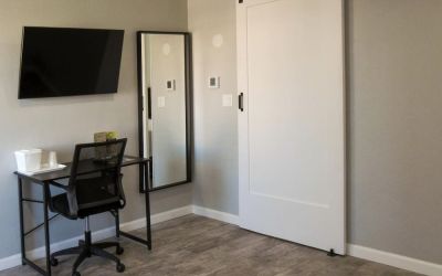 Day use room at Capri Suites Anaheim.