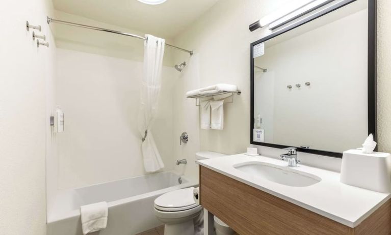 Day use room at Spark By Hilton Glendale Phoenix North.