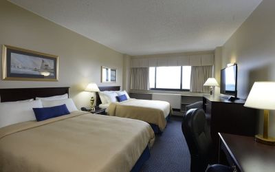 Day use room with TV at Maritime Conference Center.