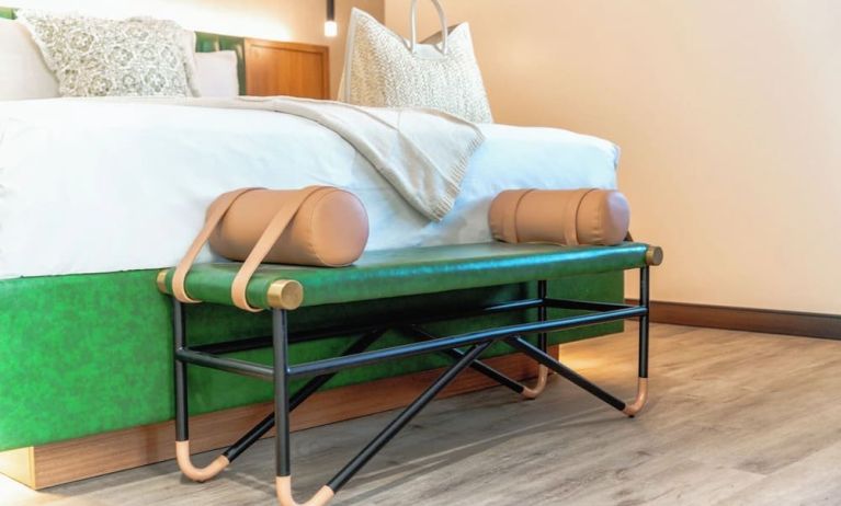 Day use room with TV and natural light at LYFE INN & SUITES By AGA.