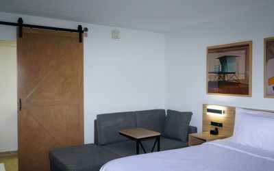 Day use room at Waterfront Inn PHL Airport.