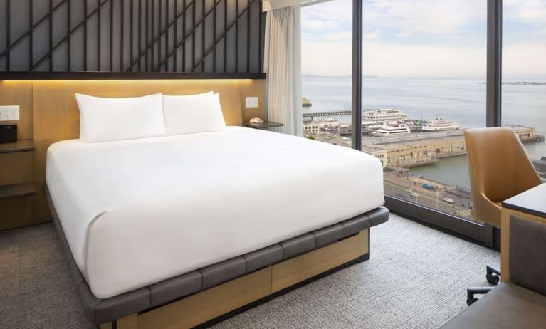 Hotel room with view over the water at Hyatt Regency San Francisco.