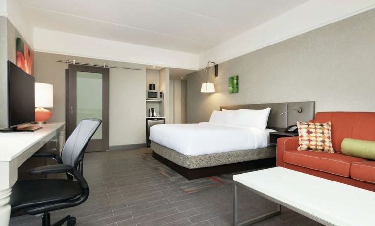 Day use room amenities at Hilton Garden Inn Calgary Downtown.