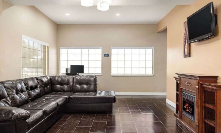 Lounge at Days Inn By Wyndham San Antonio Near Fiesta Park.