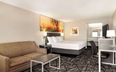 Days Inn By Wyndham San Antonio Near Fiesta Park