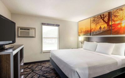 Days Inn By Wyndham San Antonio Near Fiesta Park