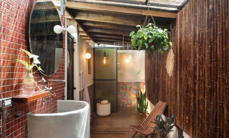 Beautiful guest bathroom at DREAMCATCHER By DW.