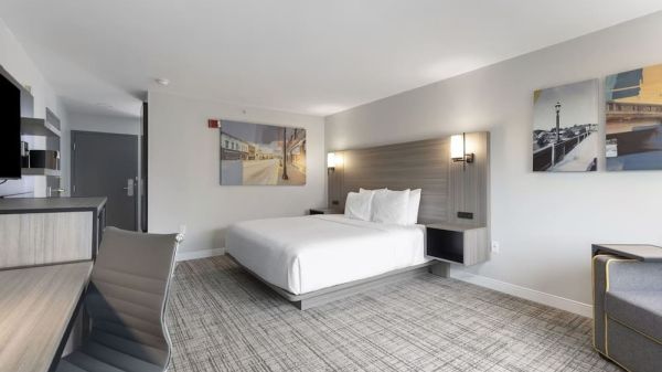 Hotel Best Western Plus Elgin - Chicago image