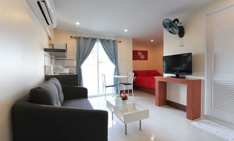 Day use room at Walking Street Guest House.