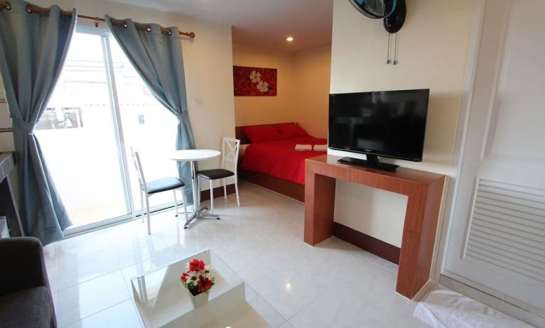 Day use room at Walking Street Guest House.