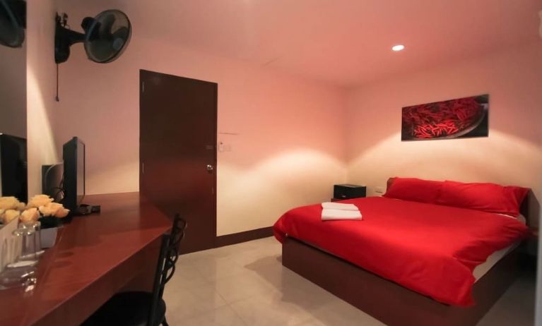 Day use room at Walking Street Guest House.
