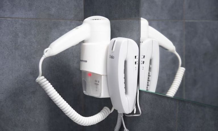 Guest bathroom at Breeze Boutique Athens.