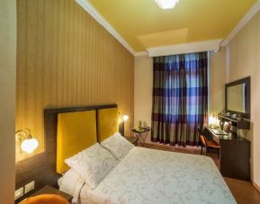 Day use room at Delphi Art Hotel.