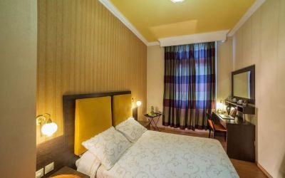 Day use room at Delphi Art Hotel.