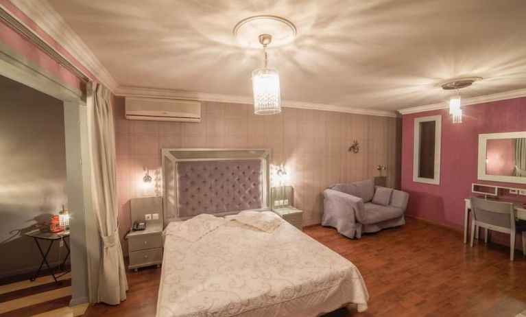 Day use room at Delphi Art Hotel.