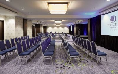 Meeting room at DoubleTree By Hilton Montreal.
