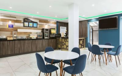 Dining area at Days Inn By Wyndham Saint John New Brunswick.