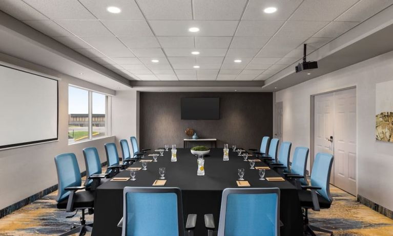 Meeting room at Crowne Plaza Saint John Harbour View By IHG.