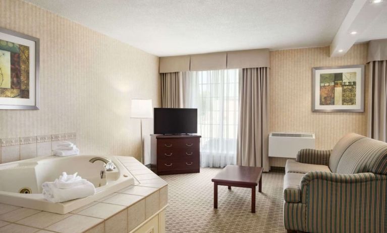 Day use room at Days Inn By Wyndham Brantford.