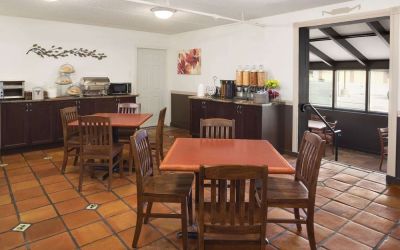 Restaurant at Days Inn By Wyndham Brantford.