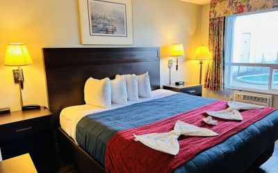 Day use room at Coratel Inn And Suites By Jasper Ocean Shores.