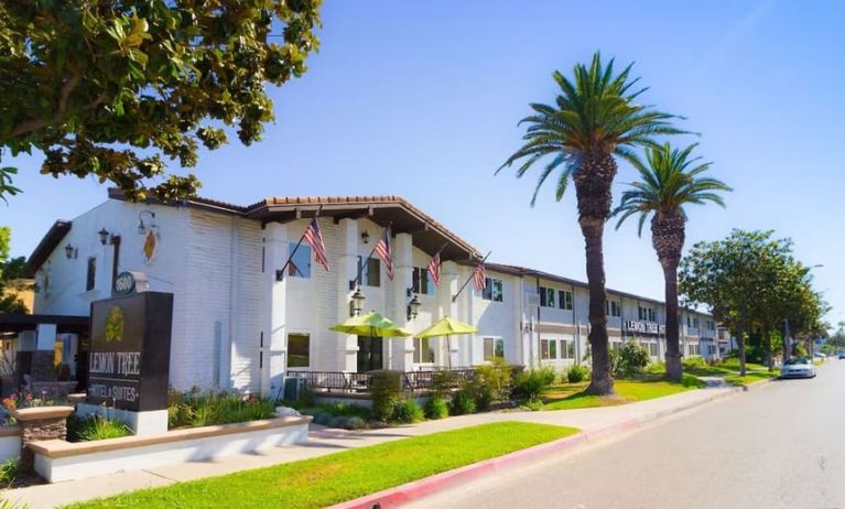 Hotel exterior at Lemon Tree Hotel & Suites Anaheim.