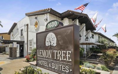 Hotel exterior at Lemon Tree Hotel & Suites Anaheim.